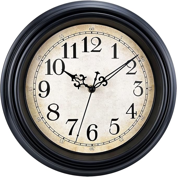Plumeet Retro Wall Clock by Plumeet